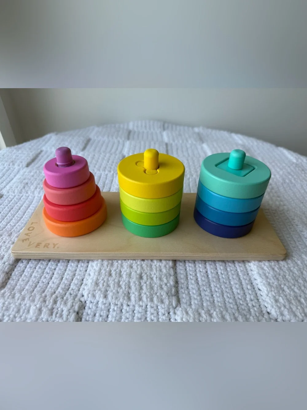 Lovevery Twist & Pivot Pattern Puzzle